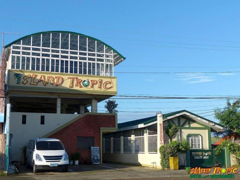 Island Tropic Hotel And Restaurant Alaminos Exterior foto