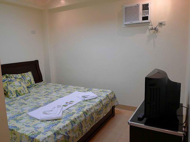 Island Tropic Hotel And Restaurant Alaminos Exterior foto